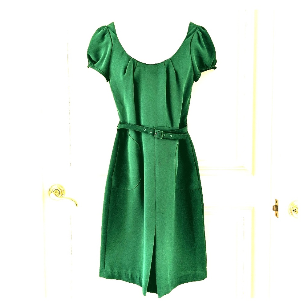⚡3/$20⚡ Vintage-style ABS Sheath Dress with Pockets!